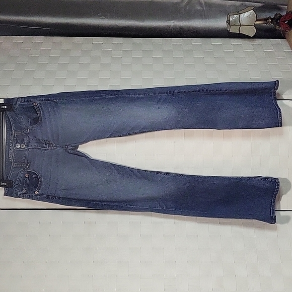 American Eagle Outfitters Denim - AEO Jeans Size 2 Women's Boot Cut  5 Pocket Denim Jeans